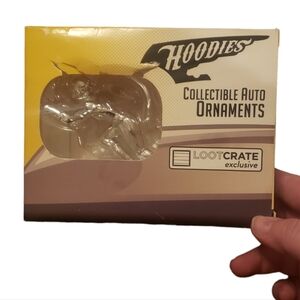 New THE FLASH Magnetic Car ornament